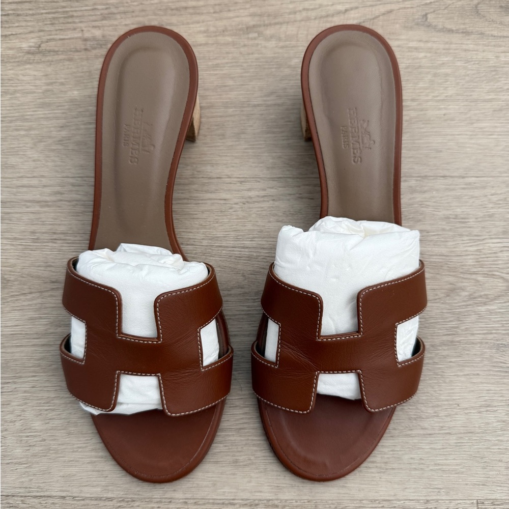 Hermes Brown Iconic Oasis Sandals Sz 38